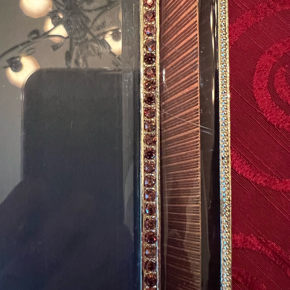 Olivia Riegel Picture Frame - Picture 4 of 10